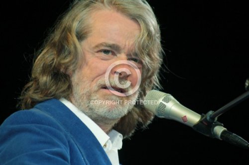 SCHNEIDER HELGE  2013