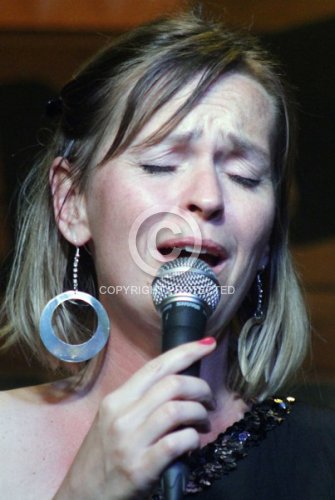 DeROOIJ CAROLINE 2015