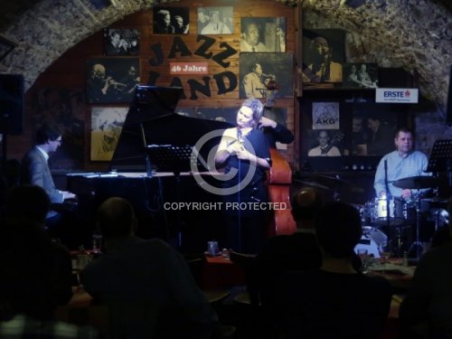 DeROOIJ CAROLINE 2019